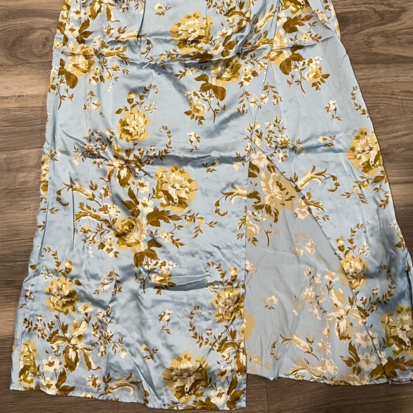 Reformation: Marguerite Silk Dress/size 10 - Picture 8 of 10